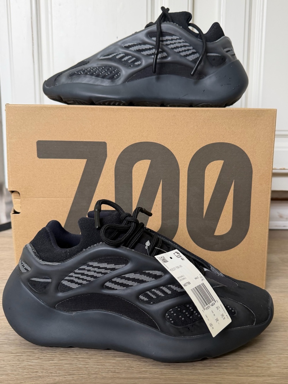 adidas Yeezy 700 V3 Black Men's Sneakers